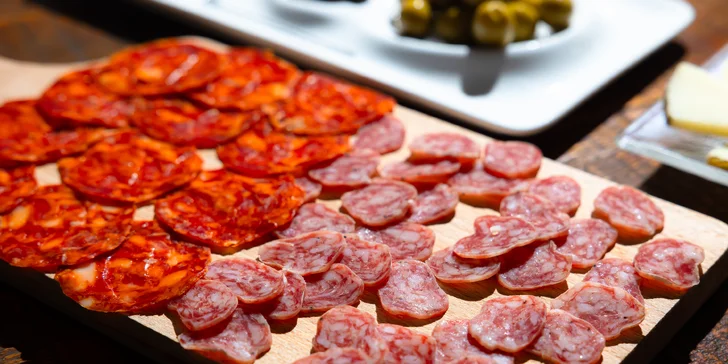 Ochutnáte jamón ibérico, lomo ibérico, chorizo ibérico a salchichón