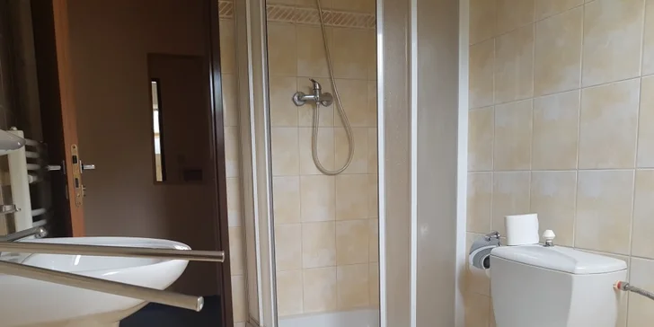 Vlastní koupelna je samozřejmostí. 