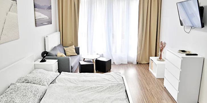 Ubytujete se ve 4* apartmánu v hlavní či vedlejší hotelové budově.