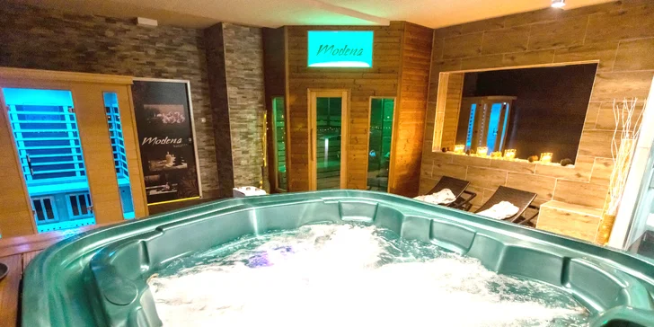 Jacuzzi s perličkovým kúpeľom