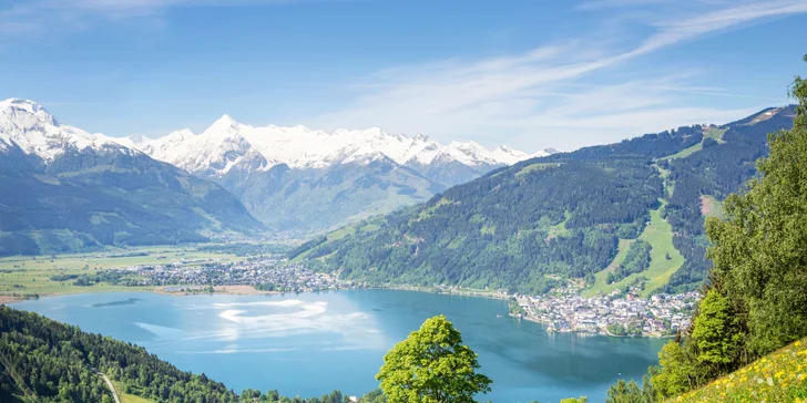 Za návštěvu stojí i kouzelné městečko Zell am See. 