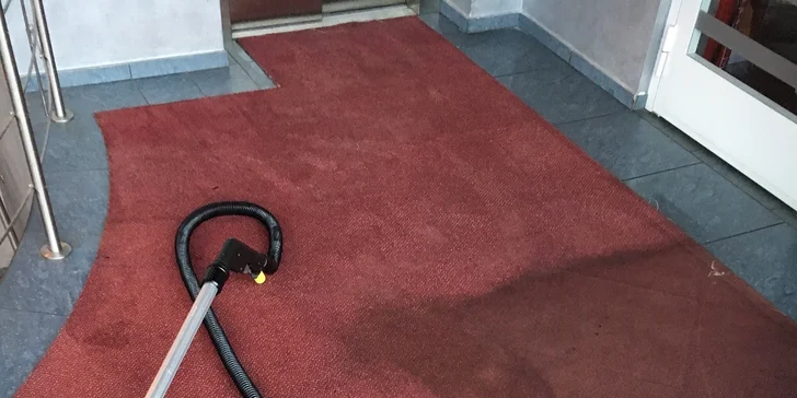 Pokud si nebudete vědět rady, rádi vás se strojem naučí pracovat. 