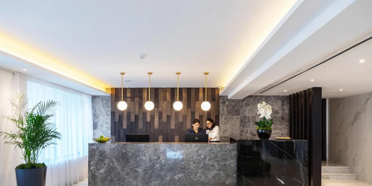 Nevynechejte návštěvu wellness (za příplatek), kde na vás čeká finská sauna, vířivka a široká paleta masáží či kosmetických ošetření. 
