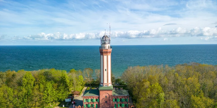 Rewal ponúka krásne pláže, množstvo atrakcií a vyžitie pre deti aj dobrú vybavenosť.