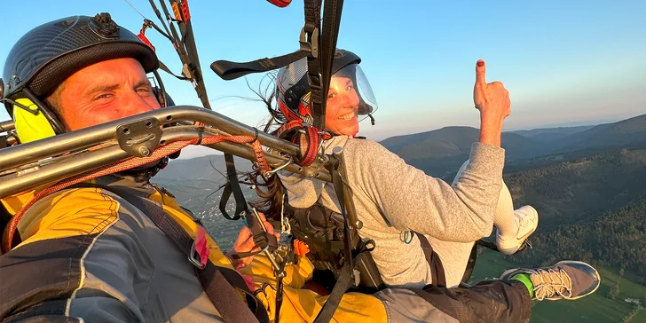 BožíLet na paraglidingové motorové tříkolce: 5, 15 nebo 30 minut letu