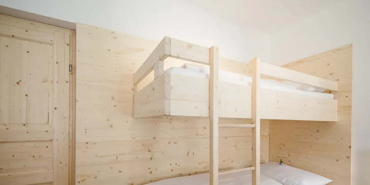 V rodinném apartmánu je dvoulůžko a palanda. 