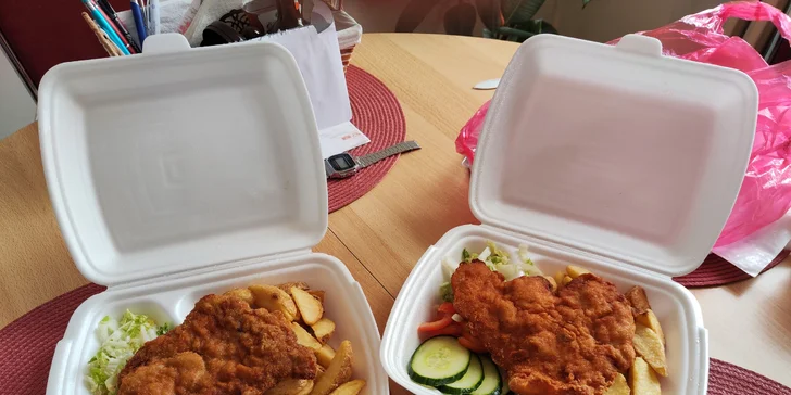 Obaly na odnos s sebou jsou v ceně. 