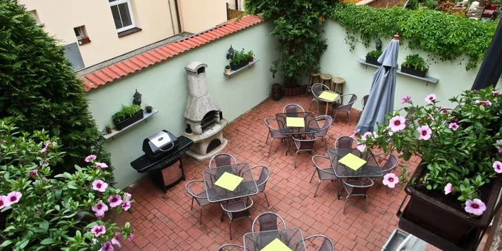Snídaně se podávají každý všední den od 7.30 do 10.30.