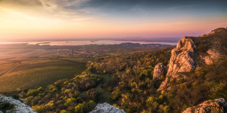 Relax u Pálavy: pobyt na jižní Moravě se snídaní nebo polopenzí a s wellness i masáží
