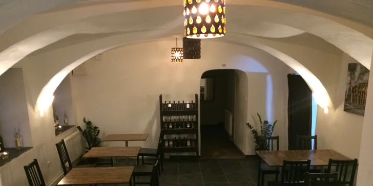 Restaurace se nachází v centru města. 