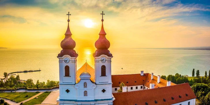 Malebné mestečko Tihany a celý Balaton na dlani (cca 12km)