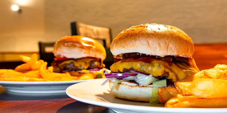 Pošmáknete si tu na miniburgeru, přičemž si ho vyberete z 5 druhů.
