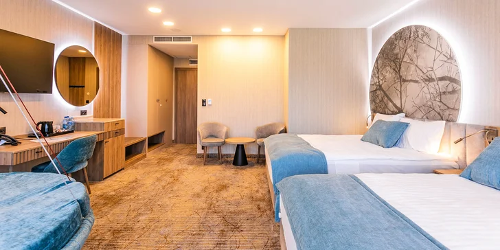 Hotel sa nachádza v meste Jastrzębia Góra, cca 100 metrov od pláže.
