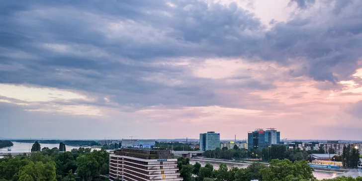 Pokud vám termál v hotelovém wellness centru nebude stačit, vydejte se do jedněch z budapešťských lázní.