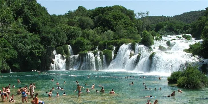 2 noci v Chorvatsku s výlety do Národních parků a Dubrovníku vč. polopenze