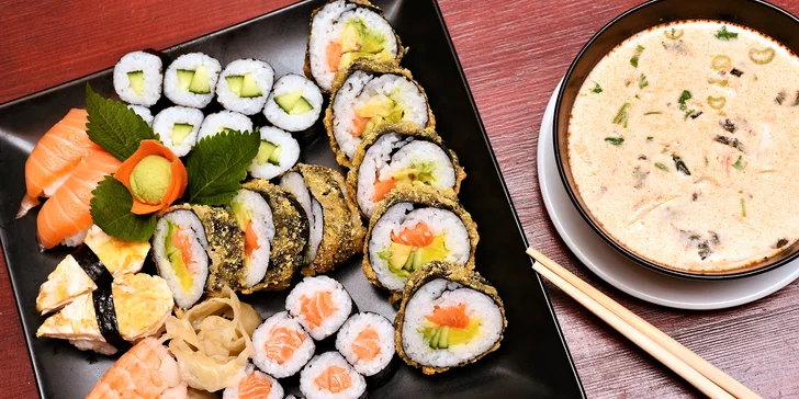 Pestrý set pro 2 plný dobrot z Asie: polévka, tempura, sushi i dezert
