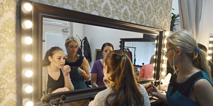 Naučte se trikům s líčidly: 5hodinový kurz v Make-up Academy