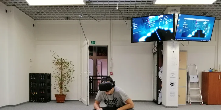 Po ní budete 50 minut řádit ve virtuální realitě. 