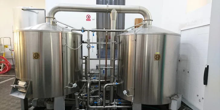 Vaří zde 6 druhů piva a z každého ochutnáte vzorek 0,2 l.