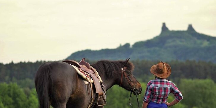 Prohlédněte si ranč a vyrazte si na 3 hod. vyjížďku na koni na Dubeckou vyhlídku