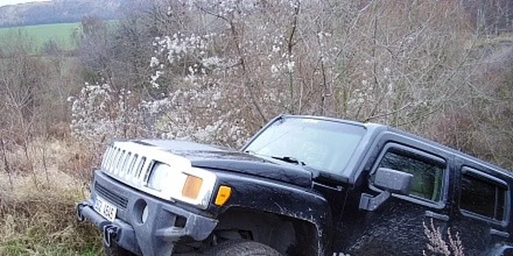 Adrenalinová jízda v Hummer H3 po dobu 45 minut