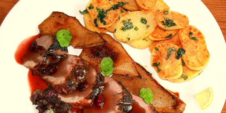 Tříchodové menu pro 2 gurmány: tatarák z lososa, kachní prsa a zmrzlina