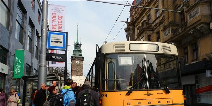 Tříhodinová projížďka historickým trolejbusem Škoda Sanos 329