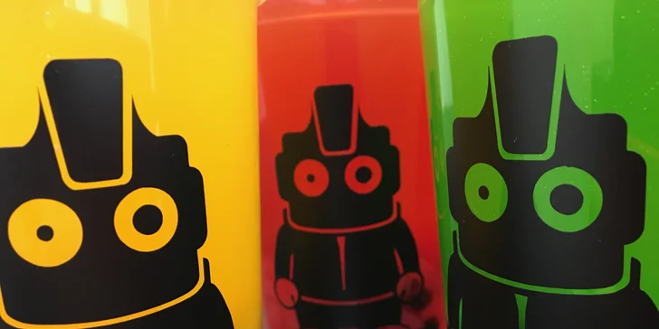 Čaj, který má koule: Bubble Tea v kelímku s extra porcí želé