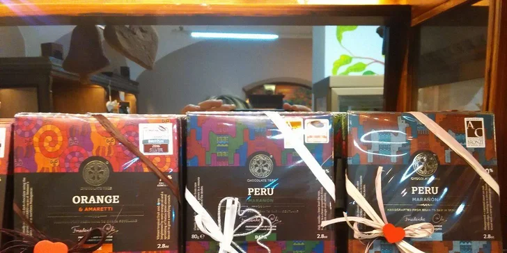 Káva dle výběru a tři delikátní pralinky od Mlsné Zebry pro jednoho nebo dva