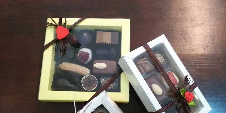 Káva dle výběru a tři delikátní pralinky od Mlsné Zebry pro jednoho nebo dva