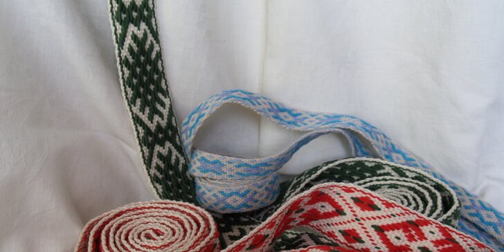 Kurz tkaní ruských tkanic na hřebenových stavech a karetkách