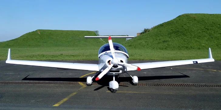 Na chvilku pilotem: poznávací a navigační lety v ultralightu Skylark vč. záznamu