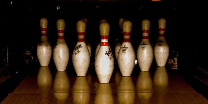 1 hodina bowlingu v Centru Chodov