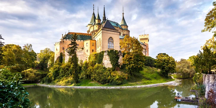 Romantický wellness pobyt pod Bojnickým zámkem se snídaní či polopenzí