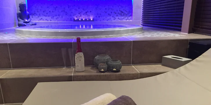Romantické bublání: 50 minut v privátní vířivce jen pro vás dva