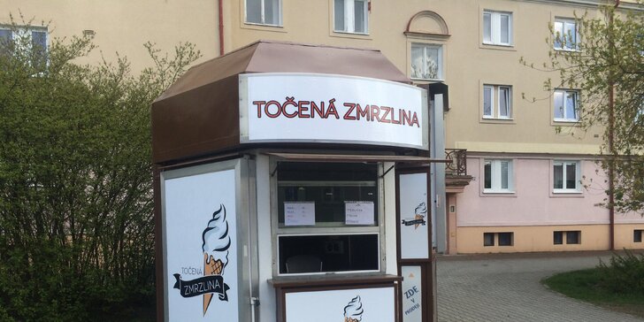 Roztočte to: kornout točené zmrzliny u gymnázia na Doubravce