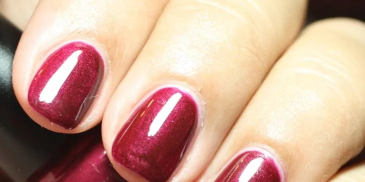 Suchá či mokrá pedikúra nebo manikůra s P-Shine nebo Shellac