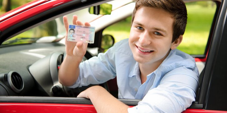 Rezervace autoškoly: získejte řidičský průkaz skupiny B