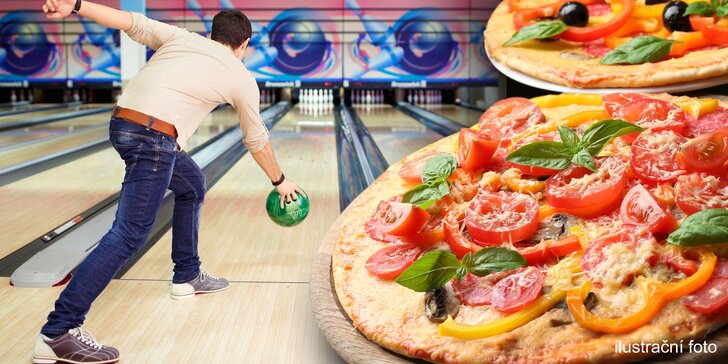 Hodina bowlingu na profi dráze a dvě 32cm pizzy podle výběru až pro 8 osob