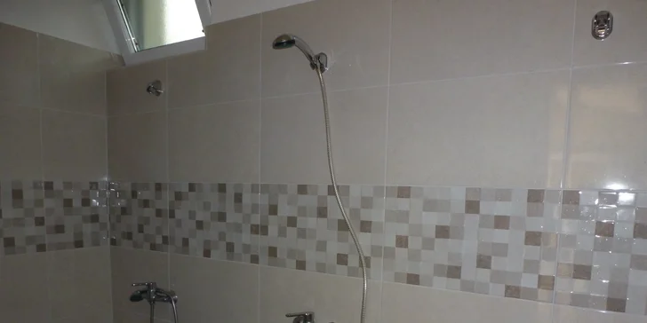 Za sluníčkem na Makarskou: Týden ve vybaveném karavanu včetně dopravy