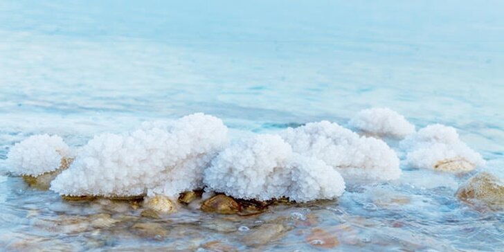 Klimatoterapie se solí a bahnem z Mrtvého moře nejen pro omlazení pleti