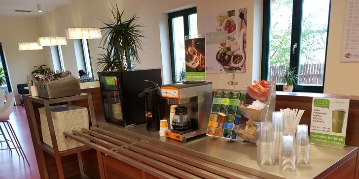 Kuřecí svačinka: výběr ze tří menu s hranolky, omáčkou a nápojem