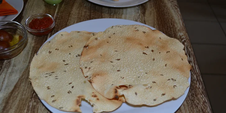 Paleta indických chutí: menu s kuřecím či vegetariánským hlavním chodem pro 2