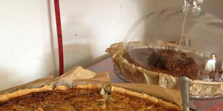 Kavárenské menu u Divokých matek pro dospělé i děti: pití, dobroty a velká herna