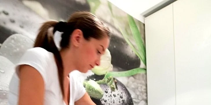 Půlhodinová reflexní masáž chodidel s ošetřením koloidního stříbra