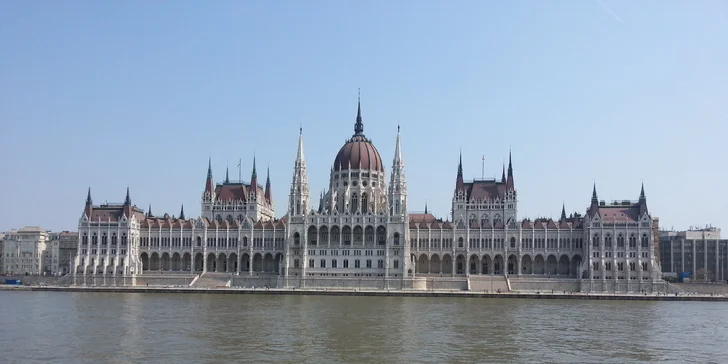 Budapešť: hotel přímo v centru, snídaně a ubytování pro 2 děti do 12 let zdarma