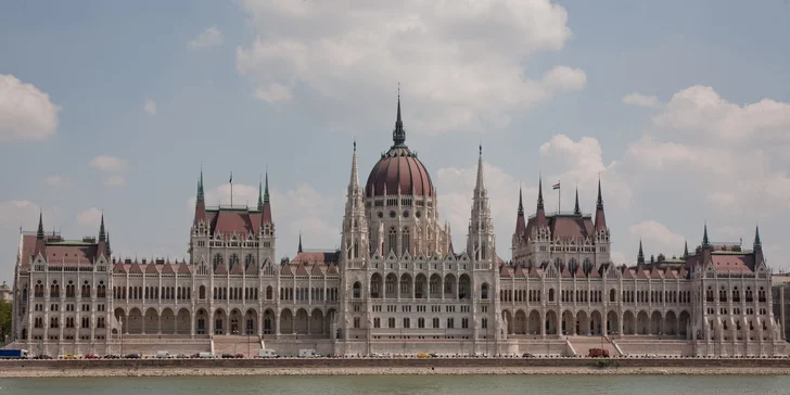Budapešť: hotel přímo v centru, snídaně a ubytování pro 2 děti do 12 let zdarma
