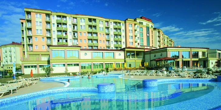 Maďarský Zalakaros: polopenze a neomezený vstup do bazénů a saun