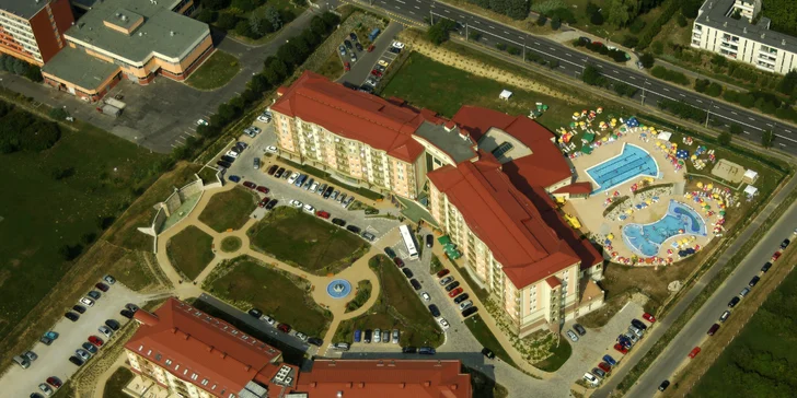 Maďarský Zalakaros: polopenze a neomezený vstup do bazénů a saun