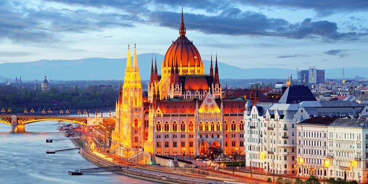 Budapešť: hotel přímo v centru, snídaně a ubytování pro 2 děti do 12 let zdarma